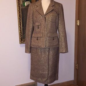 Vintage Bill Blass Tweed w/gold thread Suit Sz 8